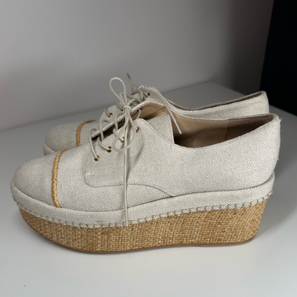 Stuart Weitzman Mantra Platform in Ivory Linen Size‎ 7